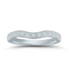 LD70856 ladies wedding band with 1/6 ctw.diamonds